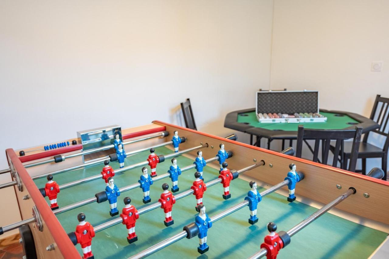 Crazy Villa Champs Corons 61 - Interior Heated Pool - 2H From Paris - 30P Les Menus Exteriör bild