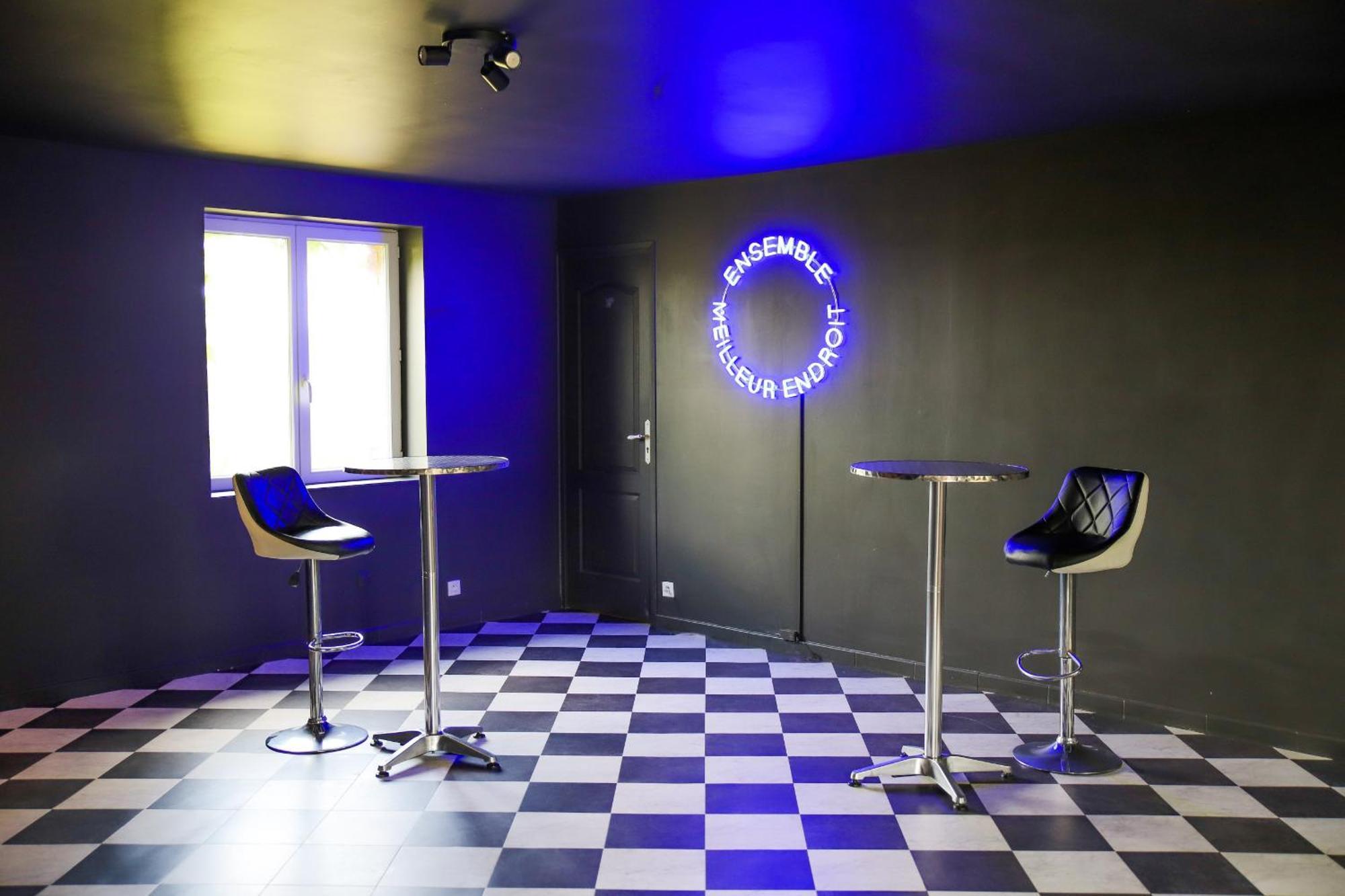 Crazy Villa Champs Corons 61 - Interior Heated Pool - 2H From Paris - 30P Les Menus Exteriör bild